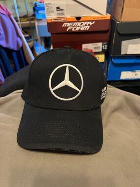 MERCEDES AMG PETRONAS FORMULA 1 LEWIS HAMILTON RACING HAT BLACK